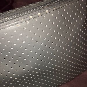 Honest Beauty makeup bag